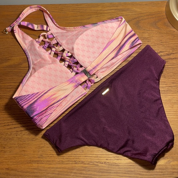 Victoria’s Secret high neck top & bottom set - Picture 2 of 5